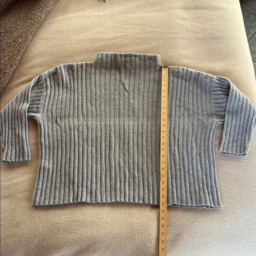 Eileen Fisher Wool and Cashmere Pullover - Picture 5 of 7